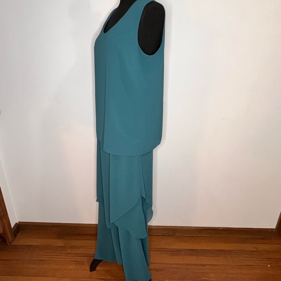 Florentine Soirée Flowing Teal Skirt Set - Picture 4 of 11